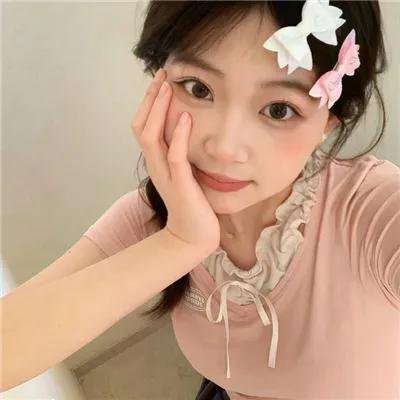 脸庞海报